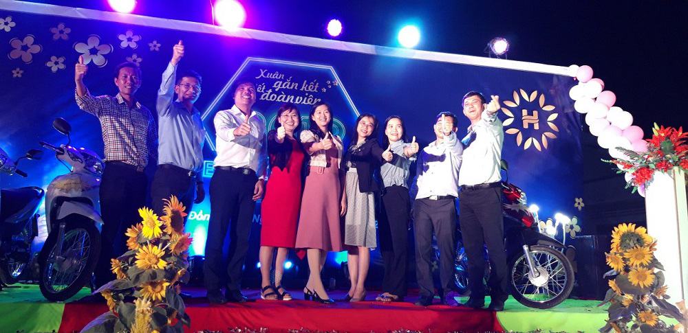 Tết đoàn Viên Hùng Hậu
