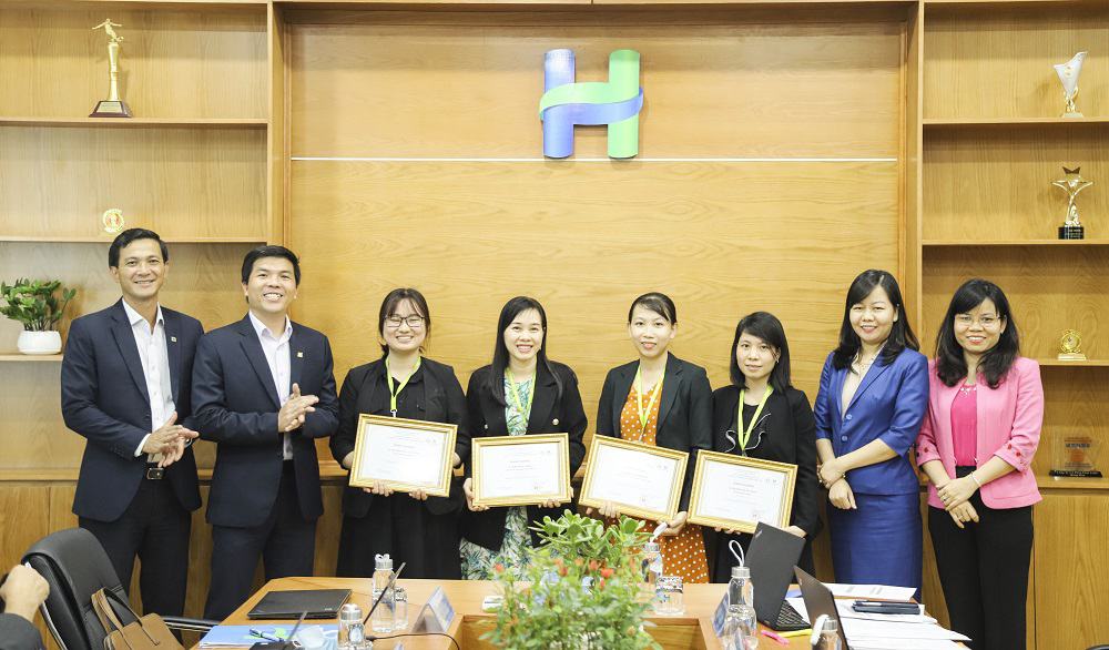 Khen Thuong 17