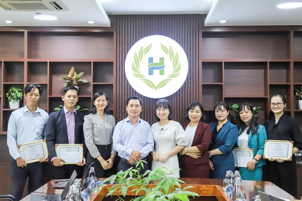 Khen Thuong 2